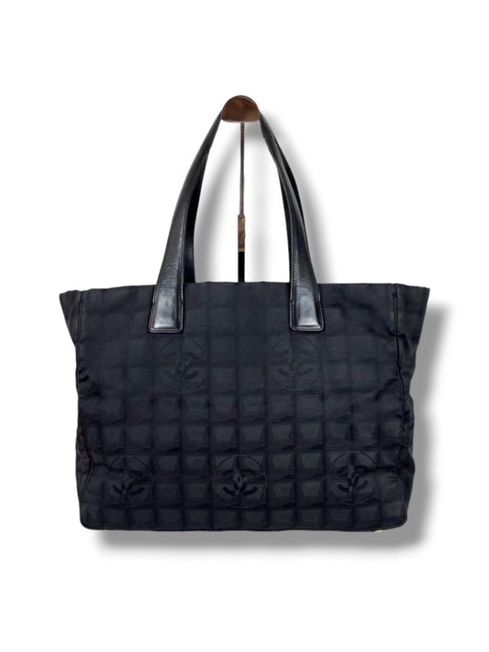 ★SOLD★ Chanel New Travel Line Tote Black Nylon Jacquard - Picture 3 of 13